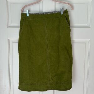Boden green corduroy skirt sz UK 12, US more like 10